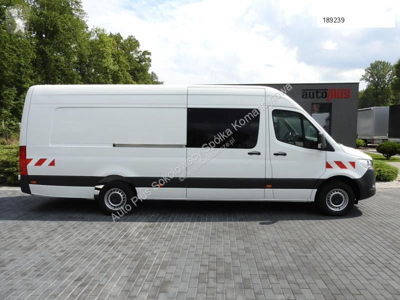 Véhicule utilitaire Mercedes SPRINTER FURGON...