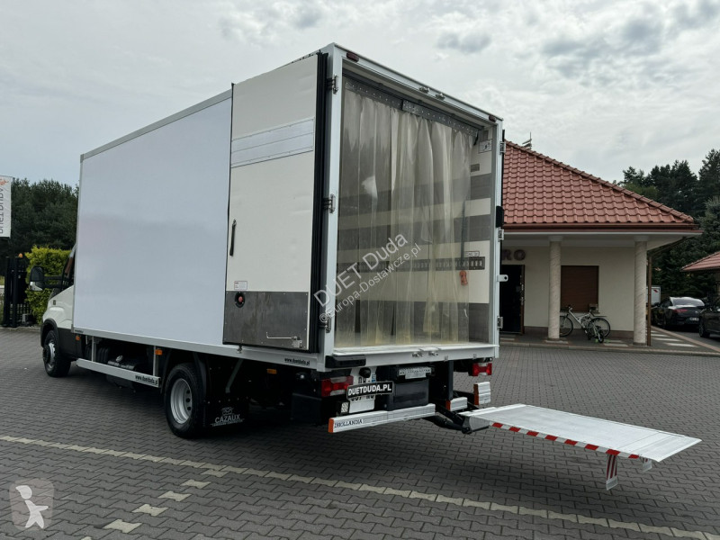 Autoutilitară Iveco 70C18 V H