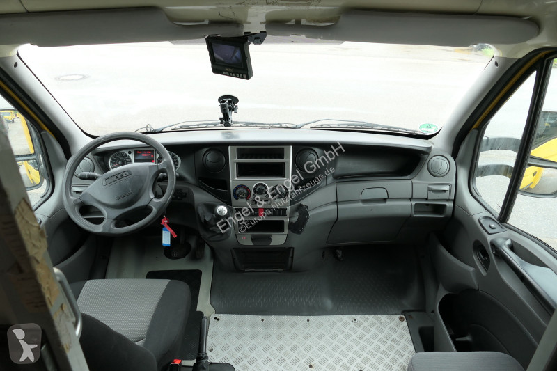 Veicolo commerciale Iveco Daily 35 S11 C30C...