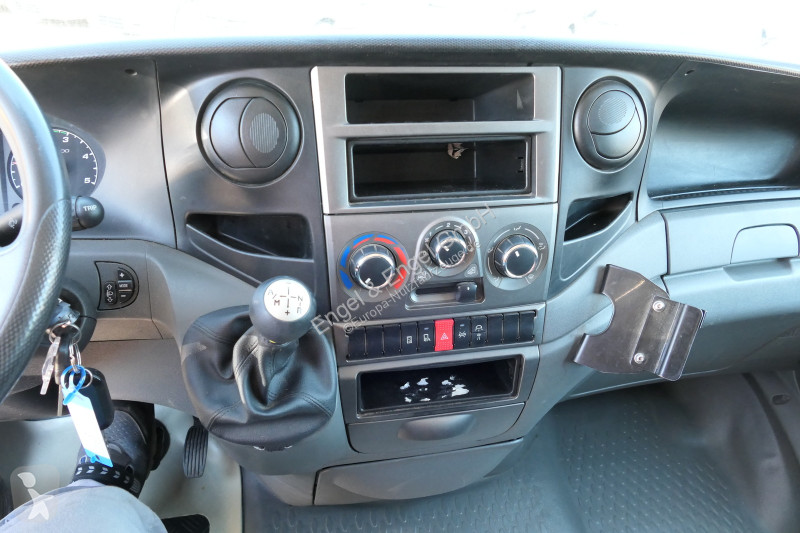 Furgoneta Iveco Daily 35 S11 C30C AUTOMATIK...