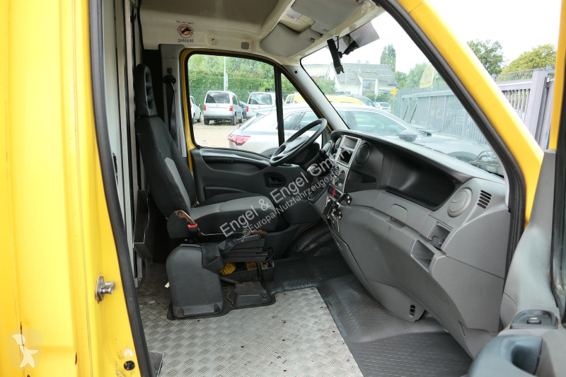 Užitkové vozidlo Iveco Daily 35 S11 C30C...