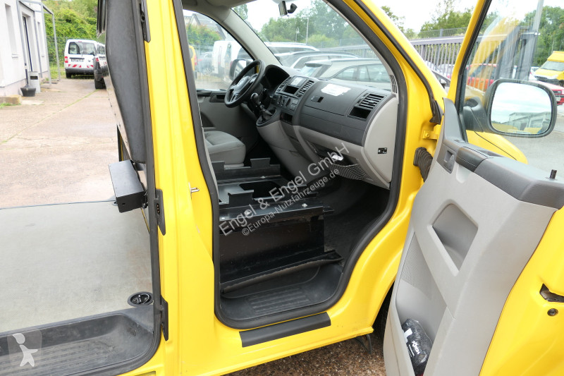 Véhicule utilitaire Volkswagen T5 Transporter...