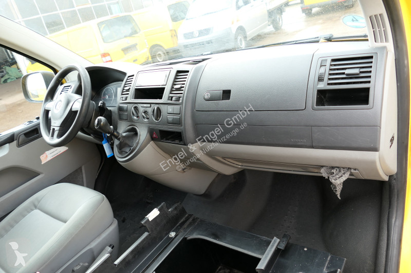 Veículo utilitário Volkswagen T5 Transporter...