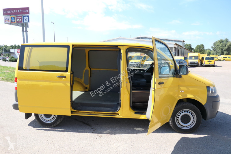 Autoutilitară Volkswagen T5 Transporter 2.0 TDI...