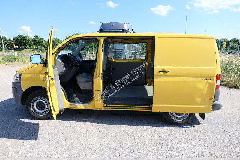 Veicolo commerciale Volkswagen T5 Transporter...