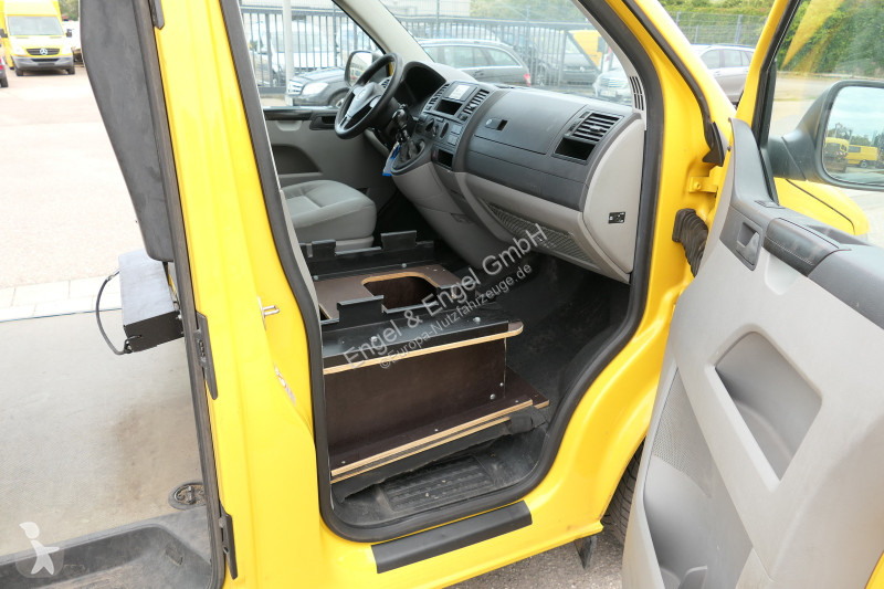 Коммерческий автомобиль Volkswagen T5...
