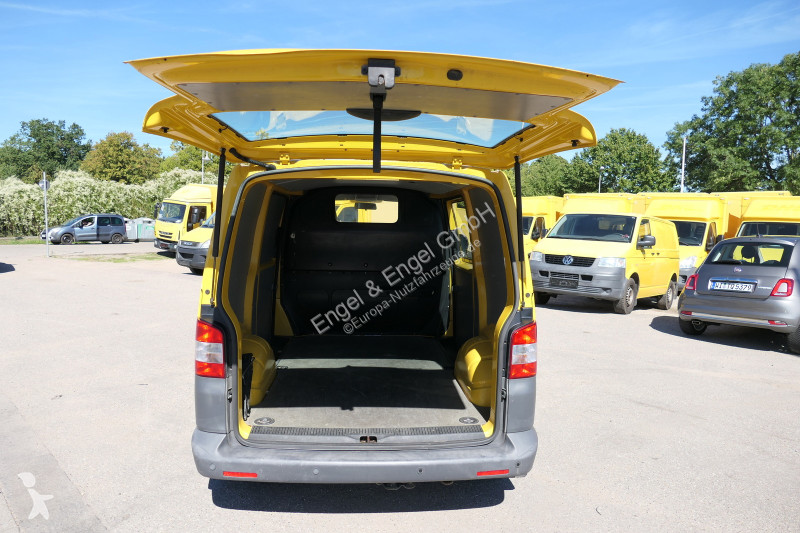 Véhicule utilitaire Volkswagen T5 Transporter...