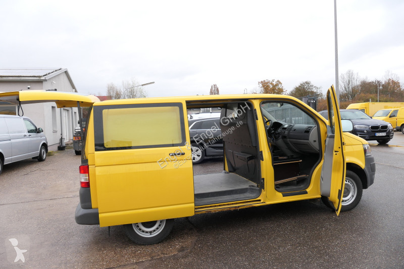 Véhicule utilitaire Volkswagen T5 Transporter...