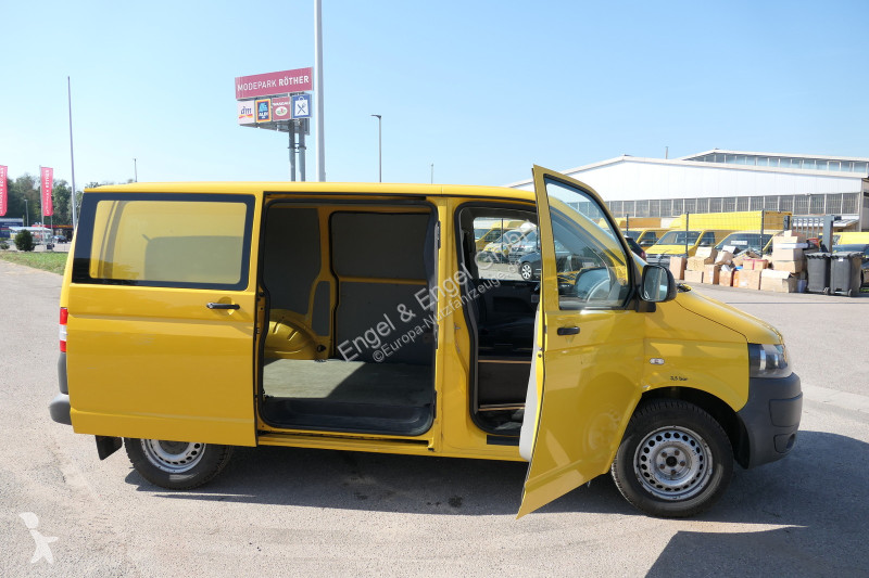 Véhicule utilitaire Volkswagen T5 Transporter...