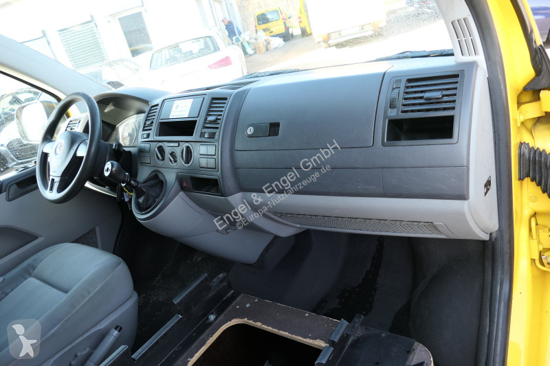 Veicolo commerciale Volkswagen T5 Transporter...