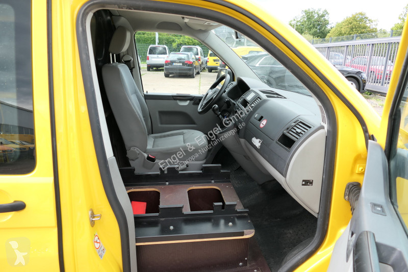 Véhicule utilitaire Volkswagen T5 Transporter...