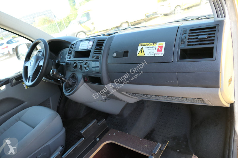 Veicolo commerciale Volkswagen T5 Transporter...
