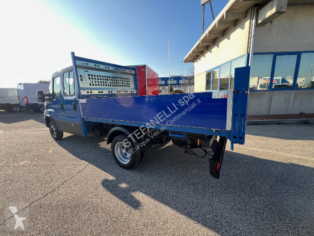 Veículo utilitário Iveco DAILY 35C14H D...