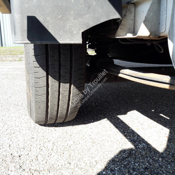 Furgoneta Fiat 20M3 130 CV FOURGON 2 PORTES AR...