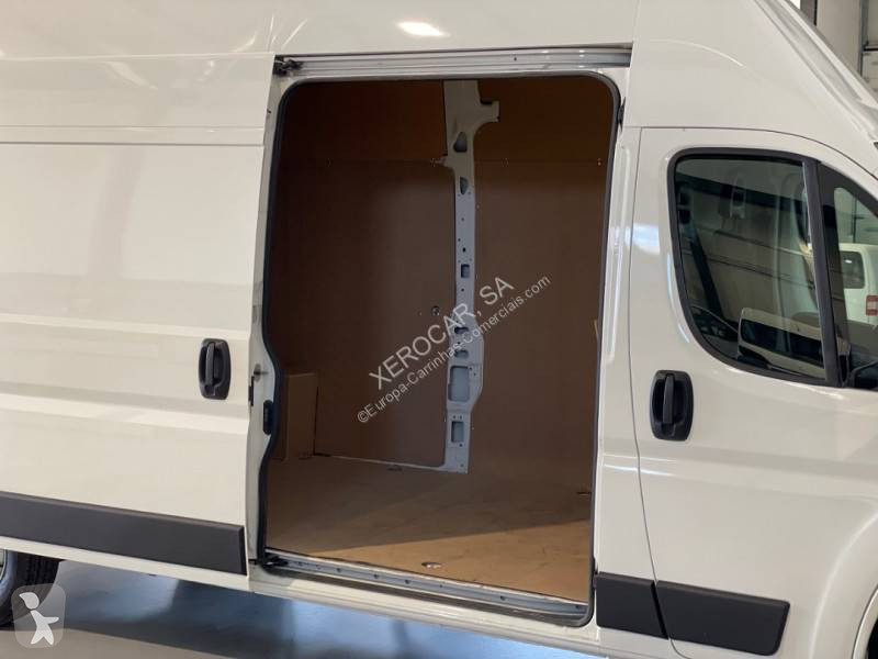 Veículo utilitário Peugeot