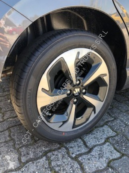 Autoutilitară Suzuki SWIFT