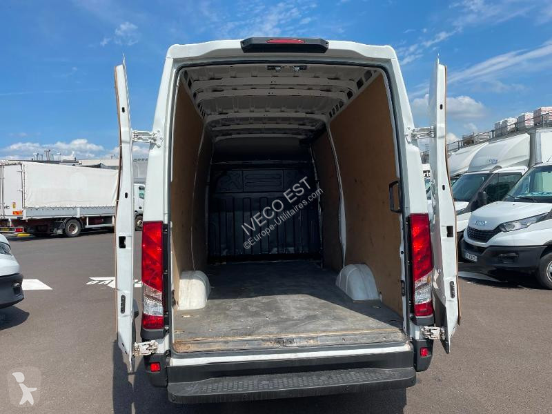Furgoneta Iveco 35S Fg Fourgon 35S14V12 - 12 m3...