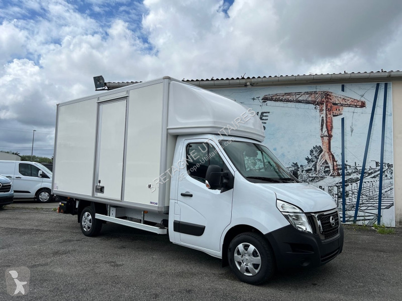 Véhicule utilitaire Nissan INTERSTAR CCB CAISSE...