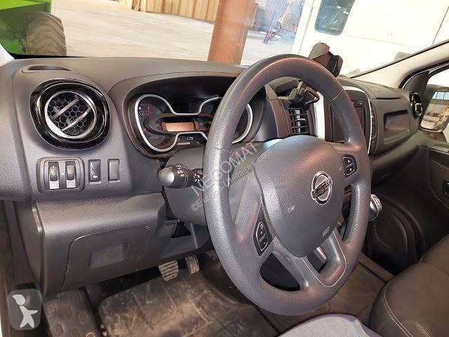 Véhicule utilitaire Nissan