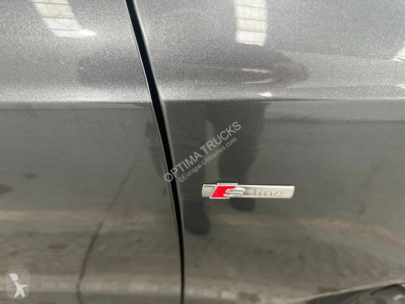 Véhicule utilitaire Audi Sportback S-Line TDI...