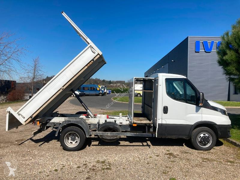 Bedrijfswagen Iveco CCb 35C16H3.0 Empattement...