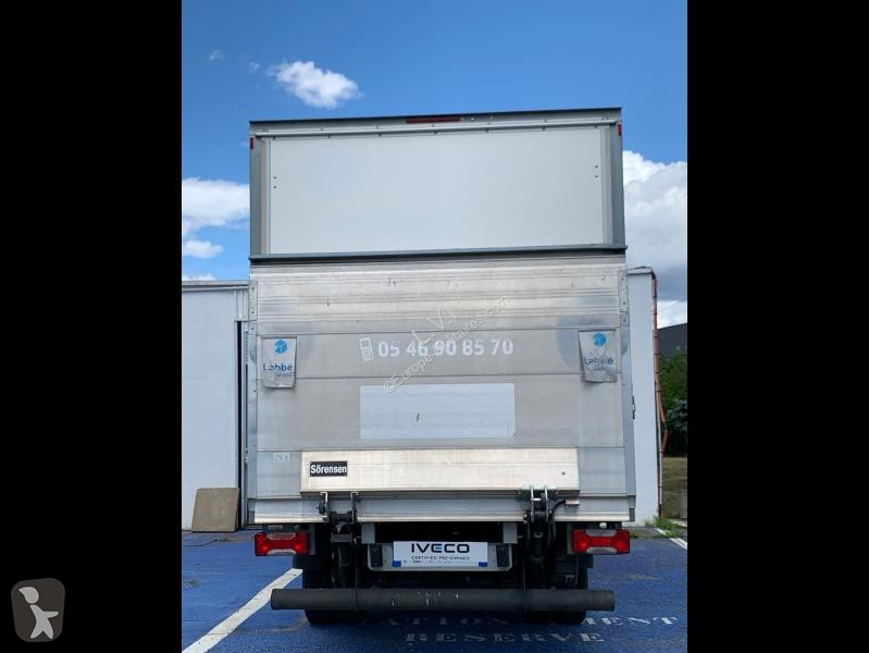 Véhicule utilitaire Iveco CCb 35C16H...