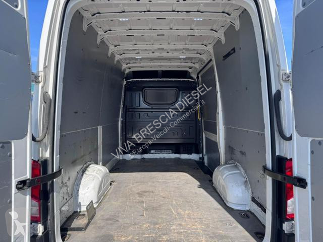 Véhicule utilitaire Volkswagen CRAFTER