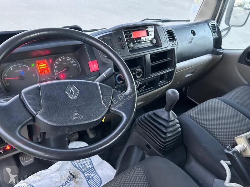 Véhicule utilitaire Renault 130.35