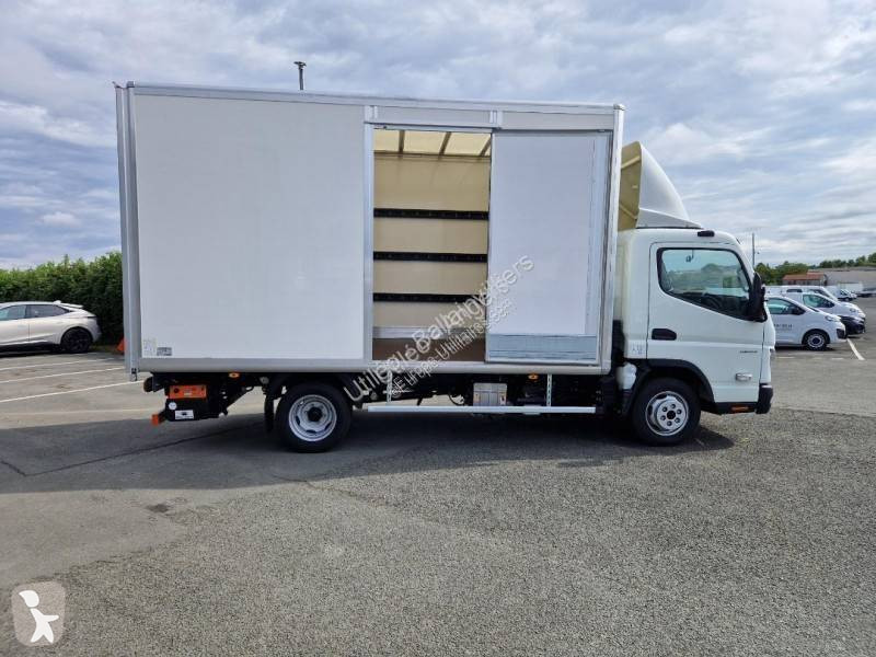 Furgoneta Mitsubishi Fuso