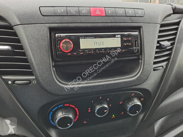 Furgoneta Iveco DAILY 35C12