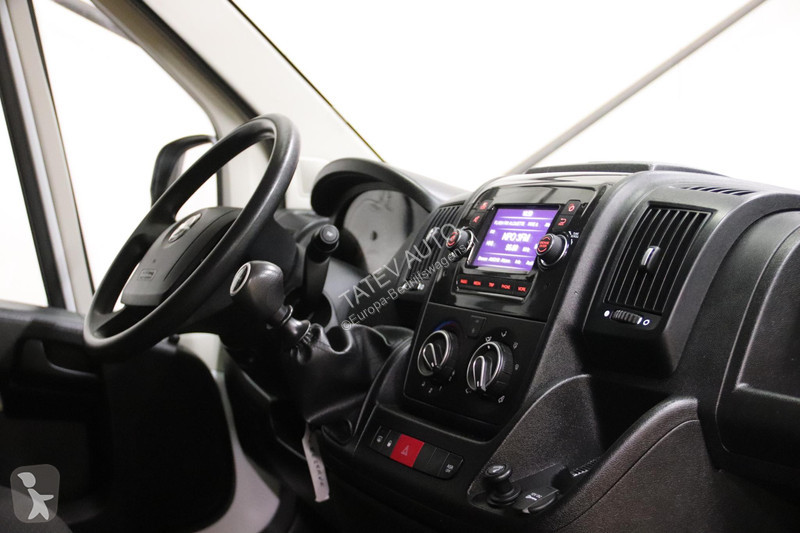 Veicolo commerciale Opel 2.2D 140 L2H2...