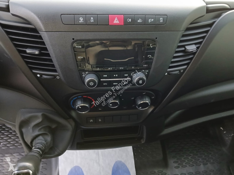 Autoutilitară Iveco  35S14 V 12m3