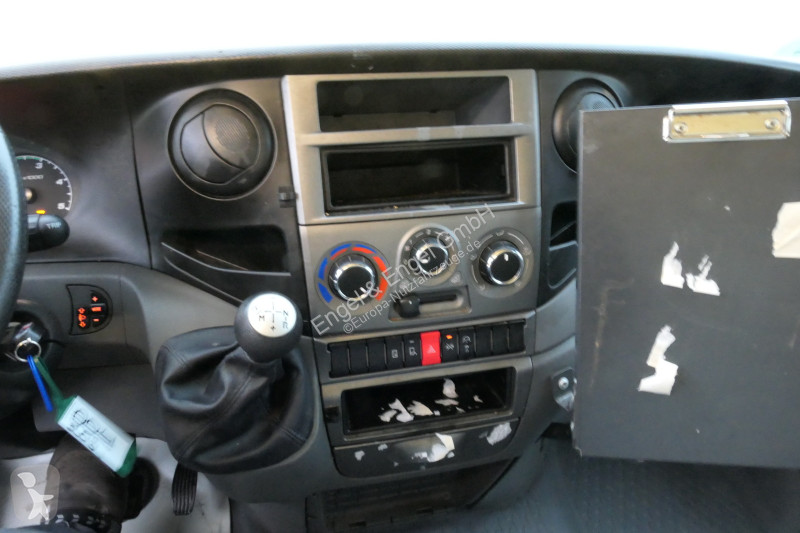 Furgoneta Iveco Daily 35 S11 C30C AUTOMATIK...