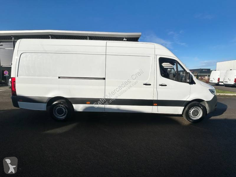Véhicule utilitaire Mercedes