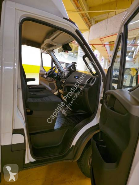 Véhicule utilitaire Iveco