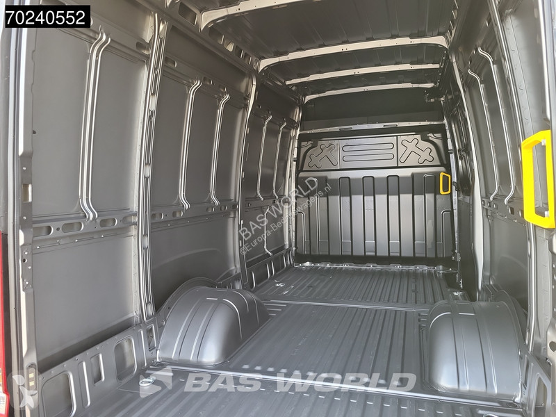 Autoutilitară Iveco 35C21 3.0L Automaat 210PK...