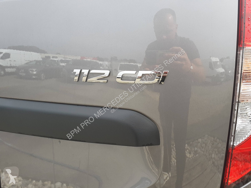 Véhicule utilitaire Mercedes 112 CDI Long Select