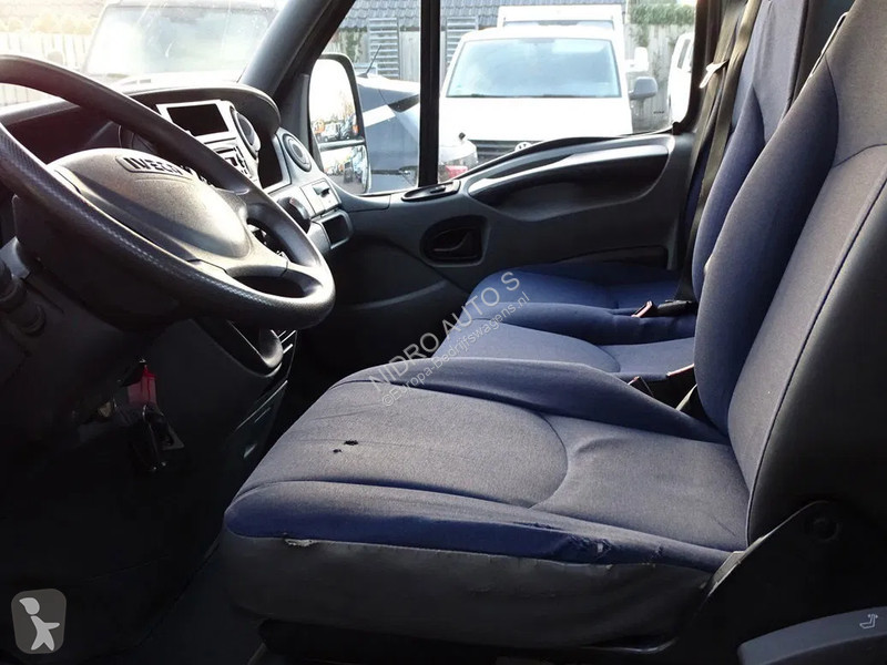 Furgoneta Iveco 35C18 BE TREKKER 3 ZITS EURO 5...