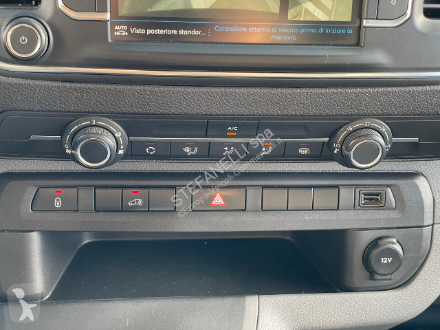 Autoutilitară Peugeot EXPERT 1.5 PREMIUM Compact