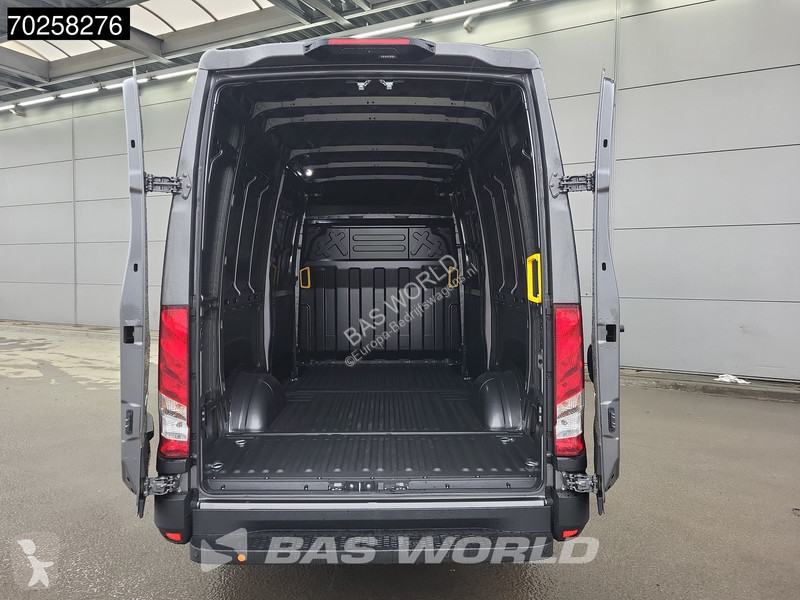 Varevogn Iveco 35S21 3.0L Automaat 2x...