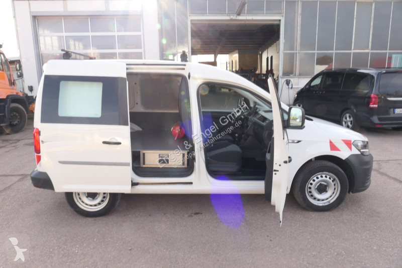 Véhicule utilitaire Volkswagen Caddy 2.0 TDI...