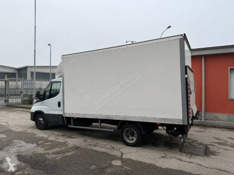 Véhicule utilitaire Iveco