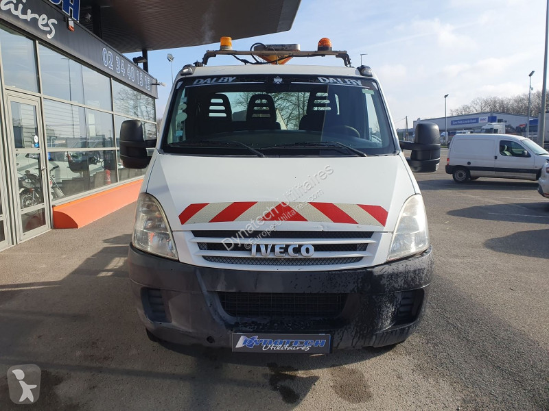 Furgoneta Iveco DAILY CCB 35C12 EMP 3.45M