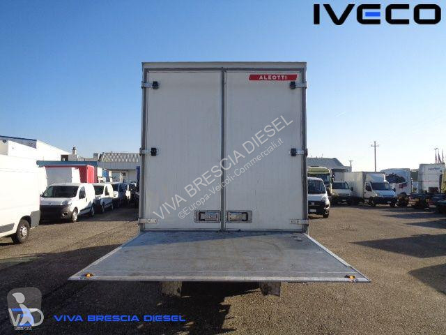 Veicolo commerciale Iveco DAILY