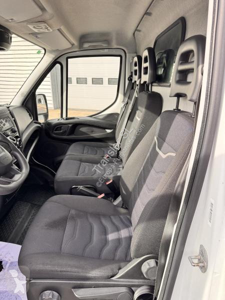 Furgoneta Iveco 35-S-16