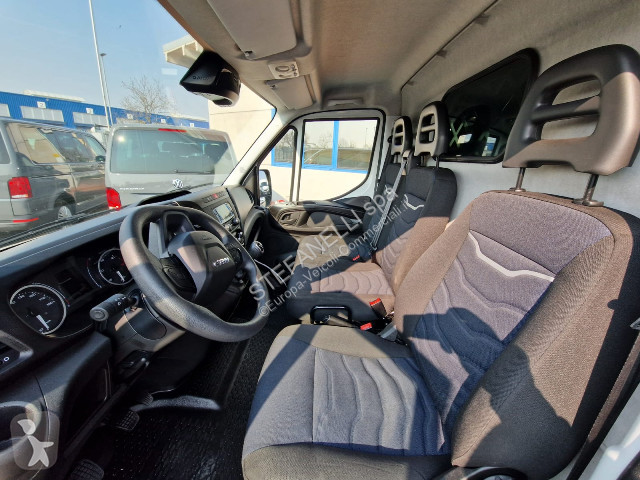 Veicolo commerciale Iveco DAILY 35S16 V passo 4100