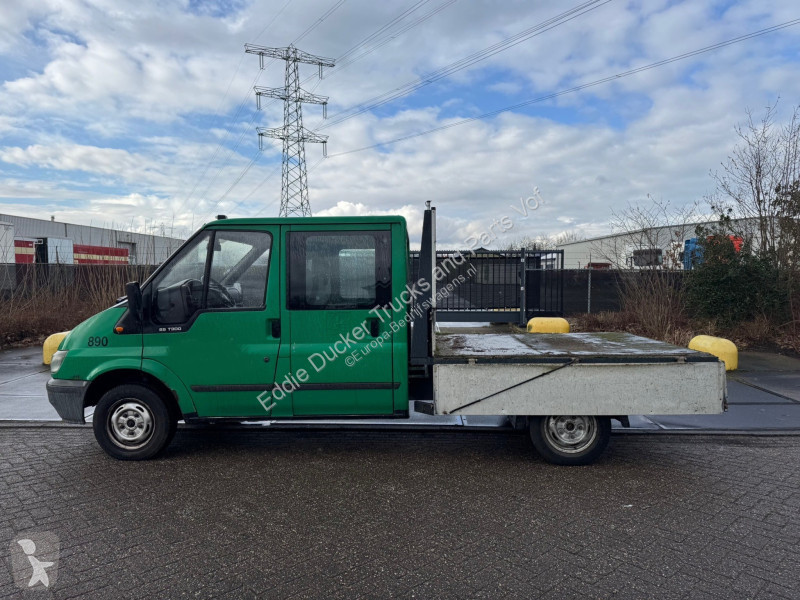 Véhicule utilitaire Ford 85 T300 DOUBLE CABIN