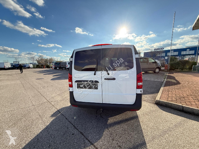 Furgoneta Mercedes VITO 119 CDI LONG