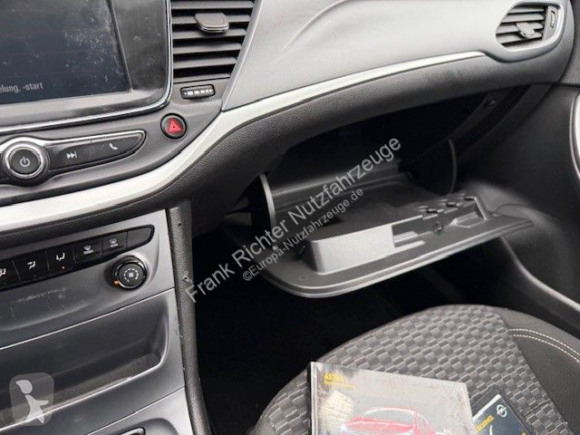 Véhicule utilitaire Opel K Sports Tourer...