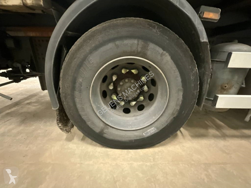 Kamion DAF 75310